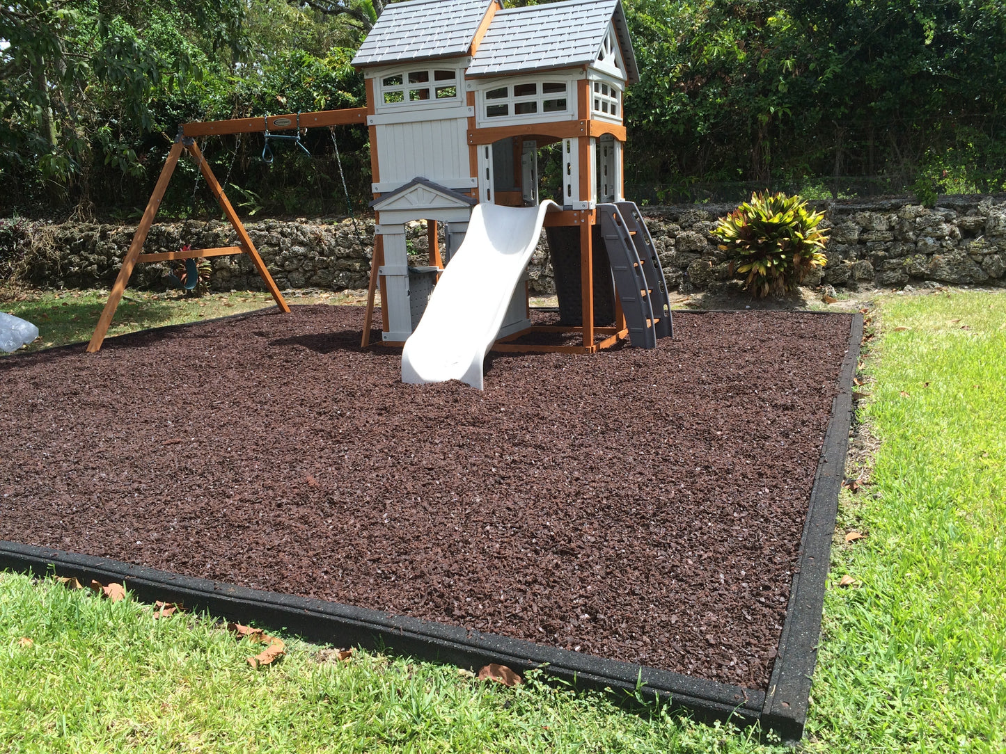 Brown Mulch